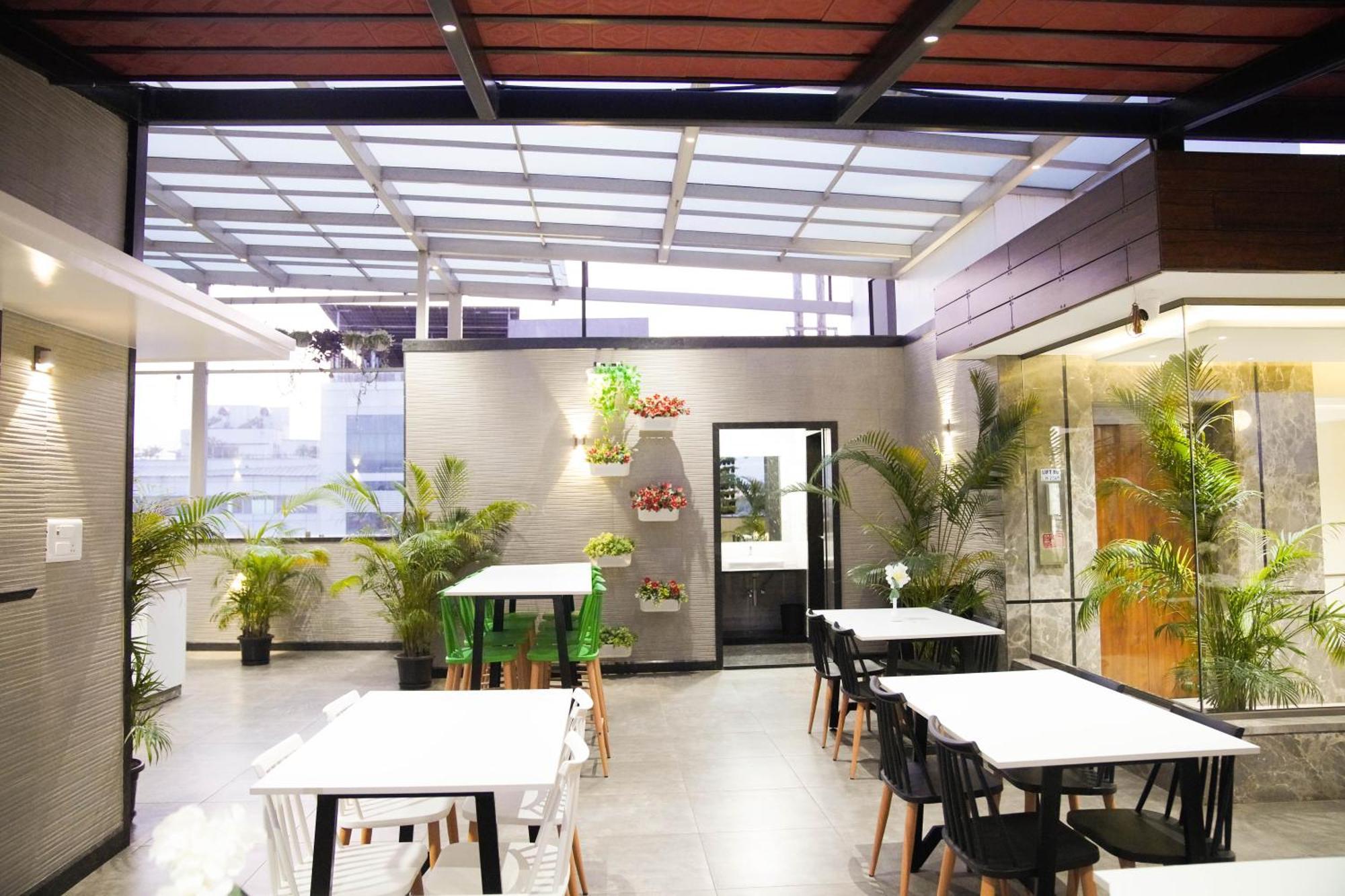 Sun Shine Hotel Bangalore Exterior photo